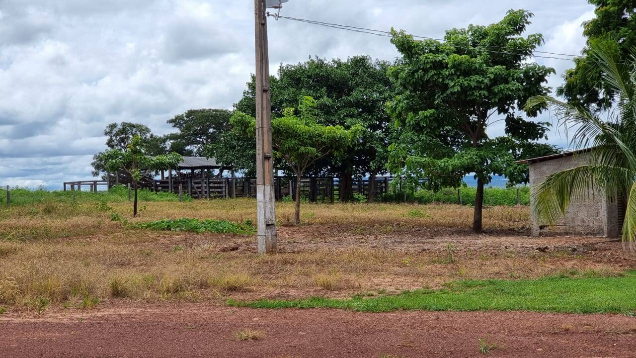 Fazenda formada entre Primavera do Leste e Poxoreu 2.400 ha