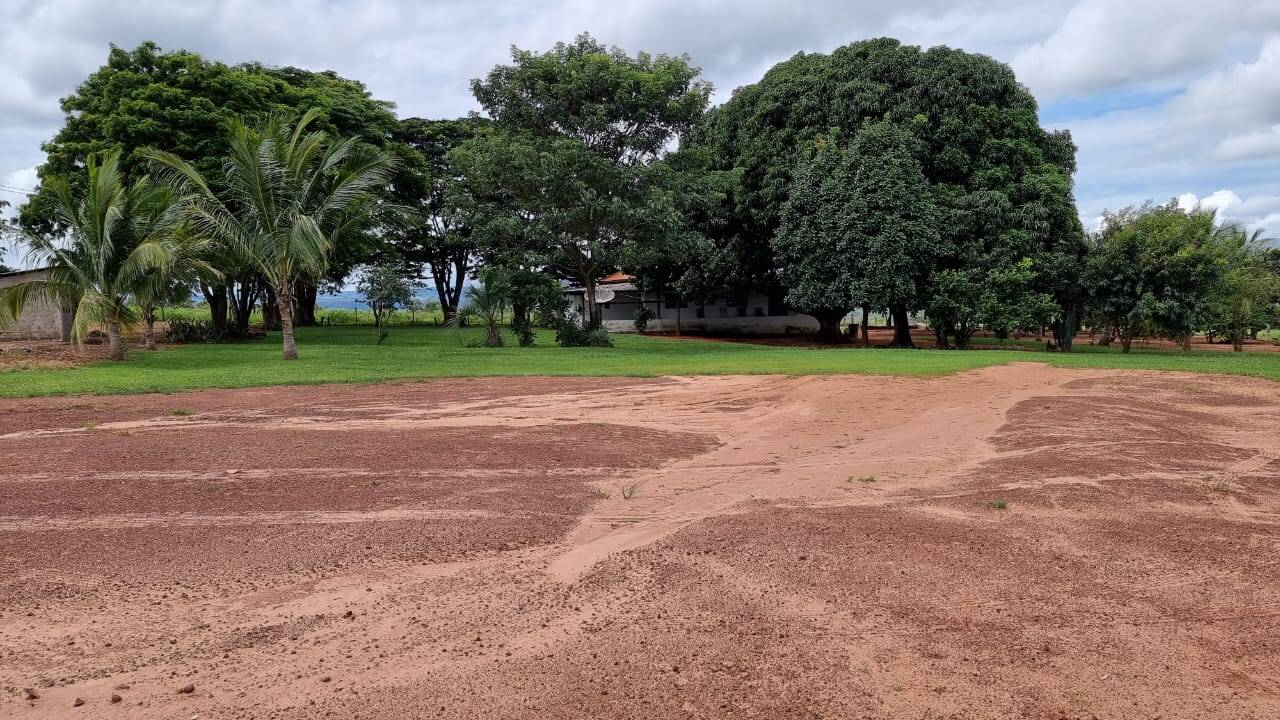 Fazenda formada entre Primavera do Leste e Poxoreu 2.400 ha