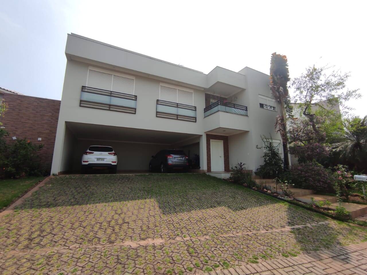 Lindo Sobrado a venda no Alphaville I em Cuiabá MT