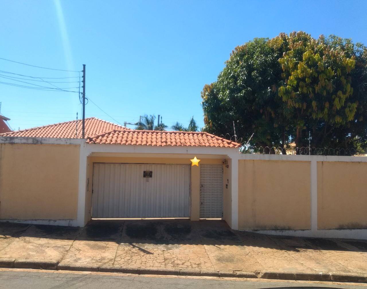 Casa a venda no bairro Jardim Primavera Cuiabá MT