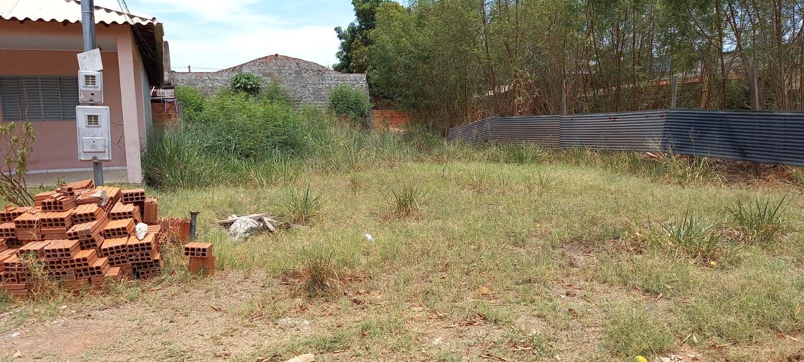 Terreno a venda no Bairro Parque Atalaia