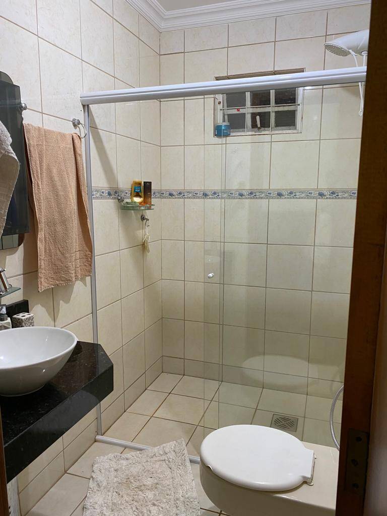 Alugo ou Vendo Casa Mobiliada, 3 Suítes e Piscina na Chapada dos Guimarães