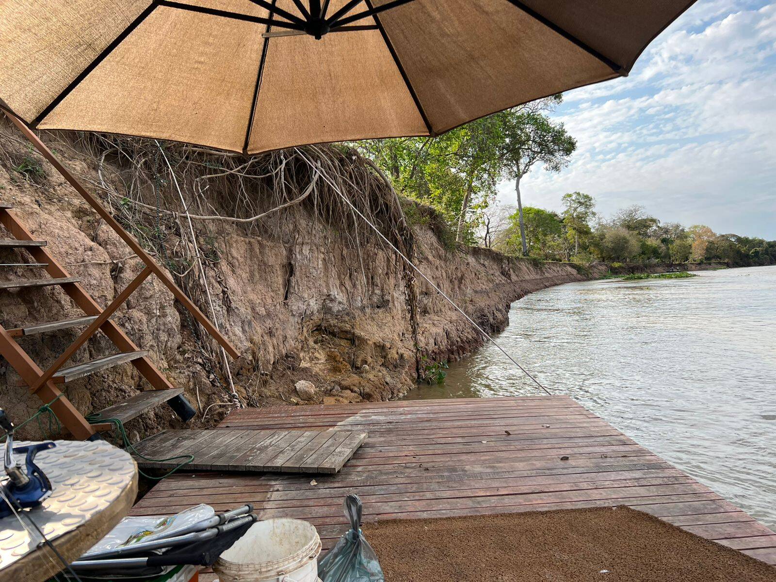 PESQUEIRO Á VENDA NO PANTANAL