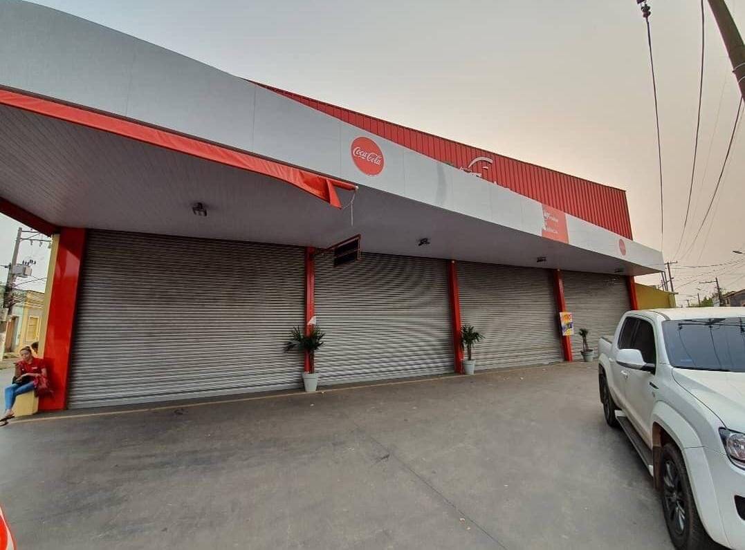 Vendo LOJA C/ DEPOSITO em funcionamento no ramo de Hortifruti e bebidas