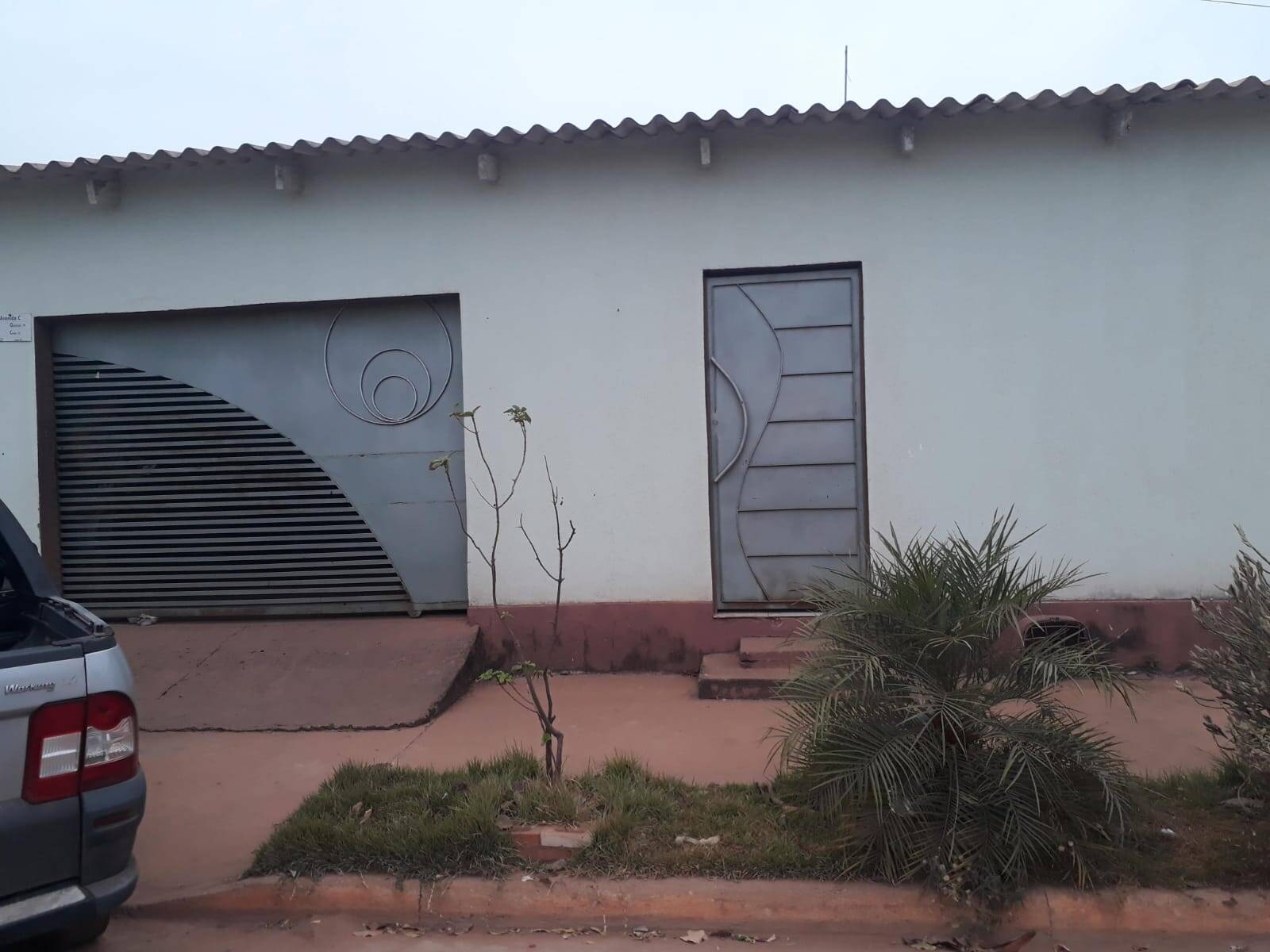Casa com Ponto comercial no Altos do Parque