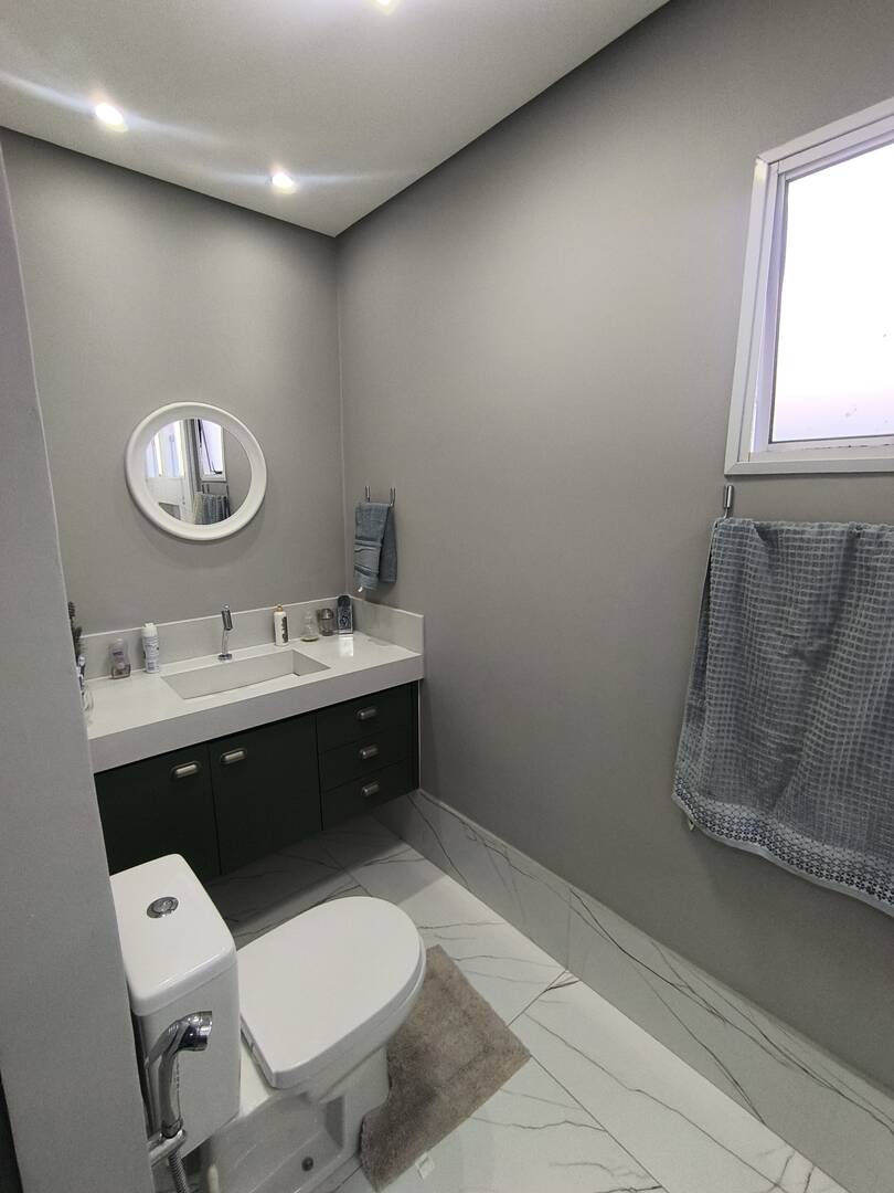 Casa no condominio Rio Coxipo bairro jardim imperial