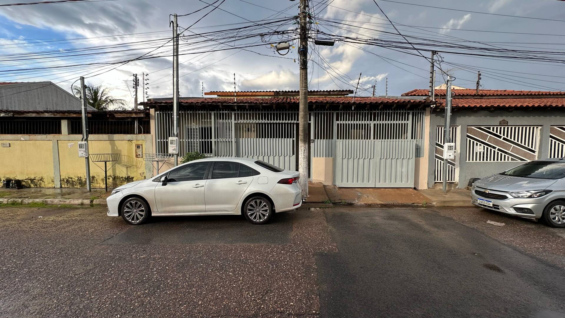 Casa Ampla a venda no Bairro Coophamil, Cuiabá