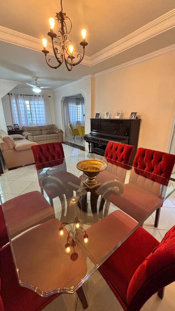 VENDE-SE SOBRADO – BAIRRO LIXEIRA, CUIABÁ - MT