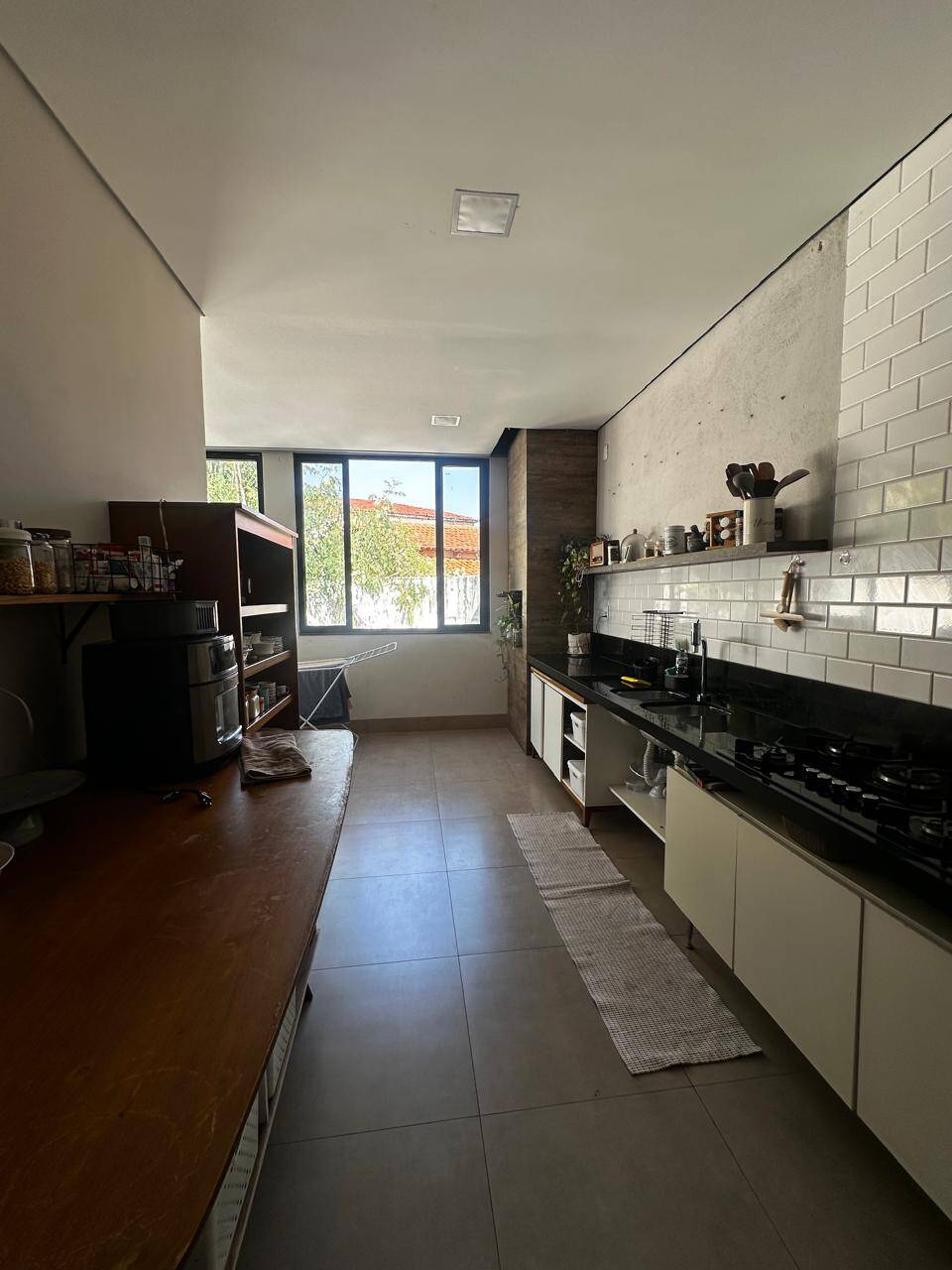 Sobrado Comercial à Venda no Bairro Santa Rosa – Investimento Imobiliário