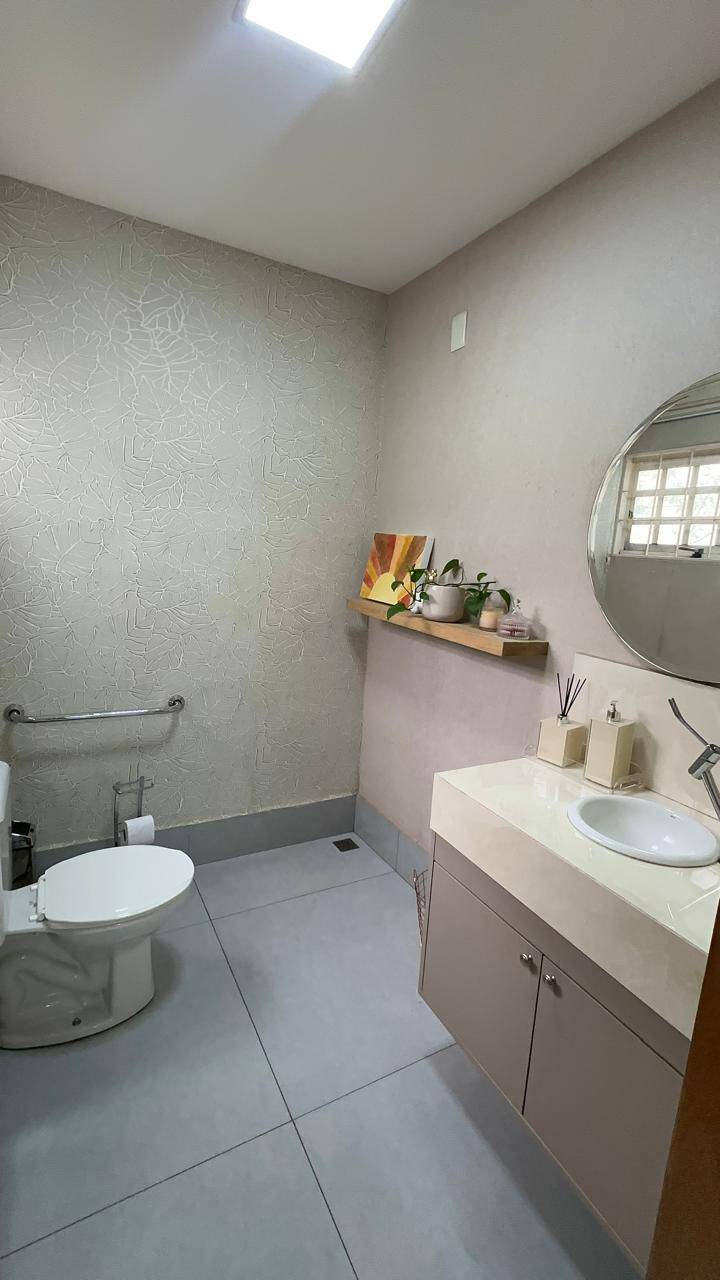 Sobrado Comercial à Venda no Bairro Santa Rosa – Investimento Imobiliário