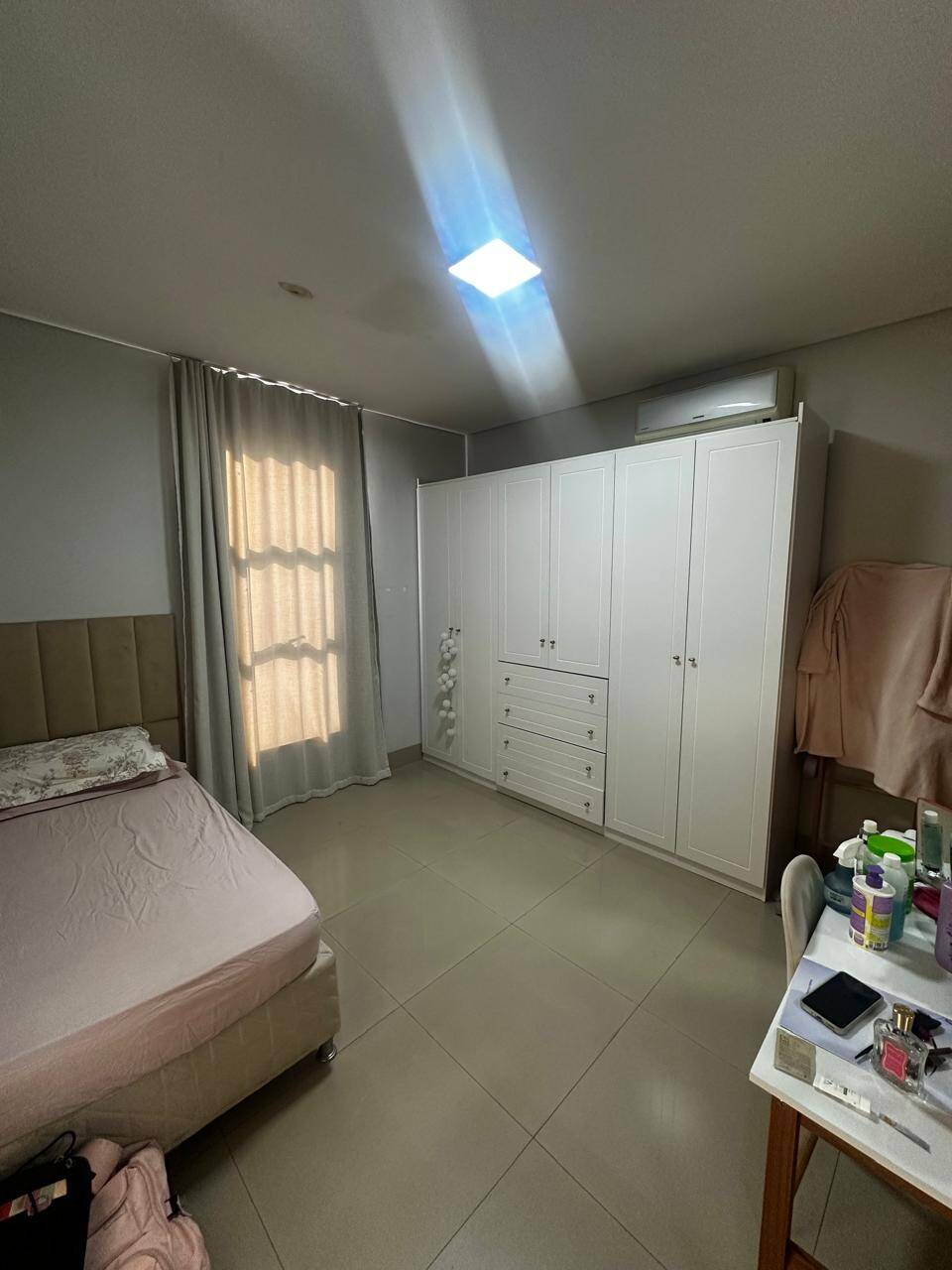 Sobrado Comercial à Venda no Bairro Santa Rosa – Investimento Imobiliário