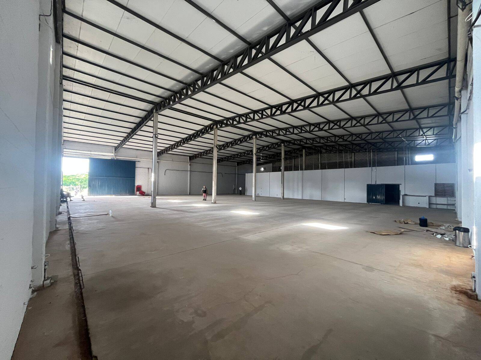 Barracão Premium Av.Miguel Sútil 1.200m² de barracão 49 mts frente Avenida
