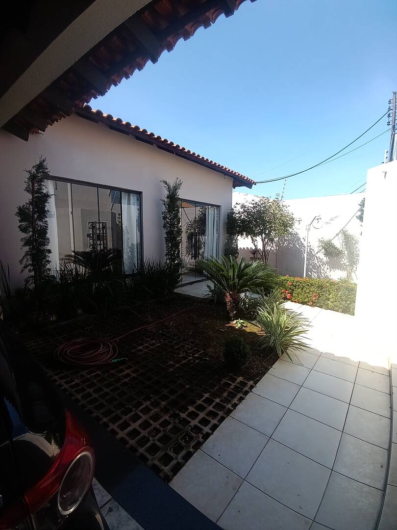 Casa Térrea à Venda no Boa Esperança | 4 Quartos | 270m² | Próxima à UFMT |