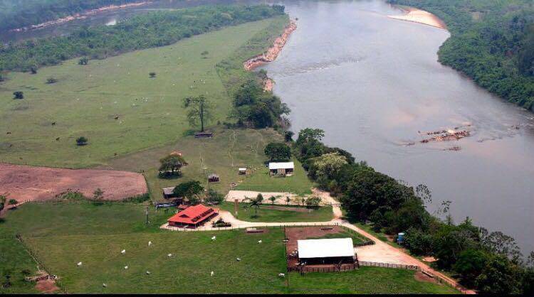 Fazenda a venda  Rosario Oeste 8 km de margem rio 4 km de frente Rodovia