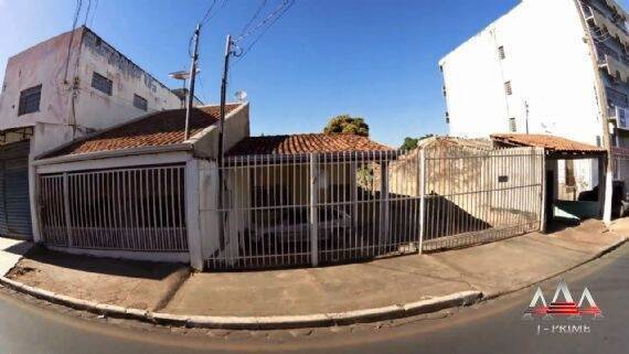 Aluga imóvel Comercial Avenida Barão de Melgaço Centro