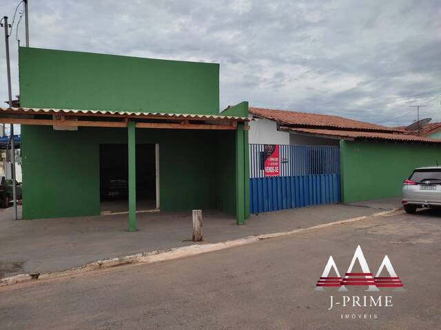 Casa para Venda em Várzea Grande - 4