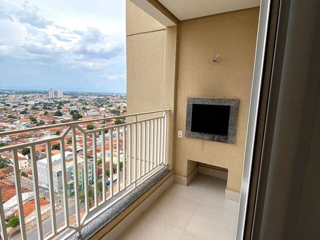 Apartamento para Venda em Cuiabá - 2