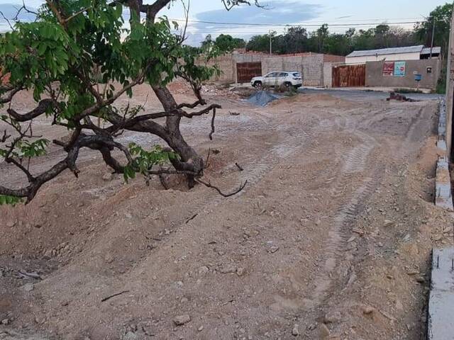 #695 - Terreno para Venda em Cuiabá - MT - 2