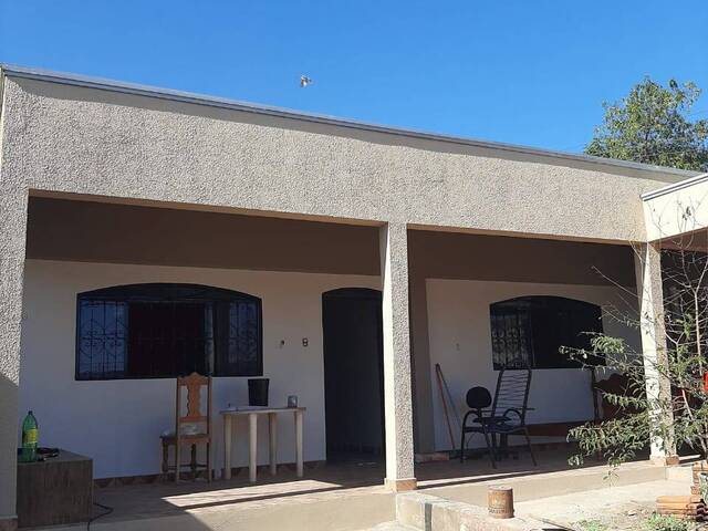 Casa para Venda em Várzea Grande - 2