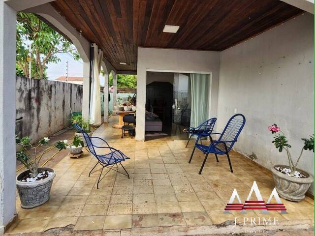 Casa para Venda em Cuiabá - 2