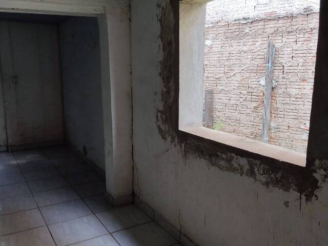 Casa para Venda em Várzea Grande - 5