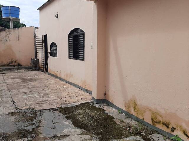 Casa para Venda em Várzea Grande - 5