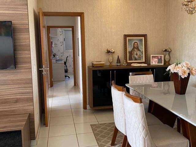 Apartamento para Venda em Cuiabá - 3