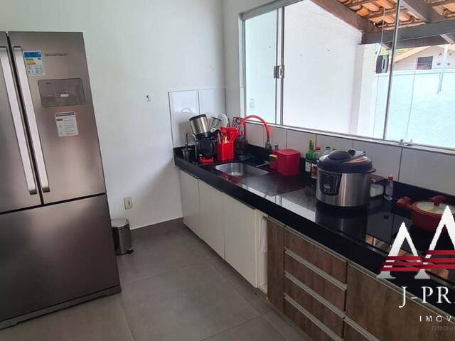 Casa para Venda em Cuiabá - 2
