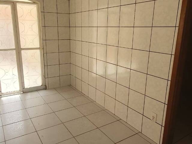 Casa para Venda em Várzea Grande - 5