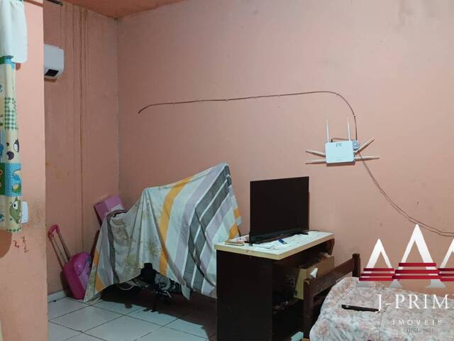 Casa para Venda em Várzea Grande - 5