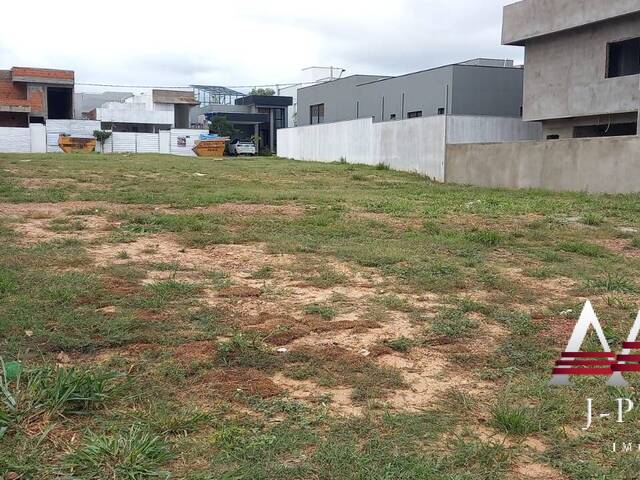 Terreno para Venda em Cuiabá - 2
