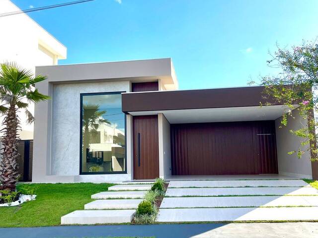 #2219 - Casa para Venda em Cuiabá - MT - 1