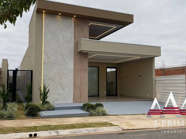#2253 - Casa para Venda em Cuiabá - MT