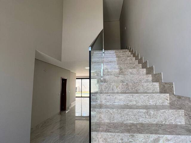 #2336 - Casa para Locação em Cuiabá - MT - 2