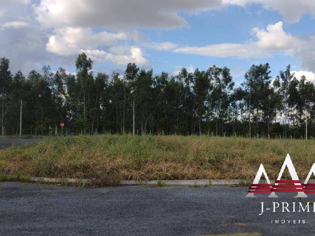 #2411 - Terreno para Venda em Cuiabá - MT - 1