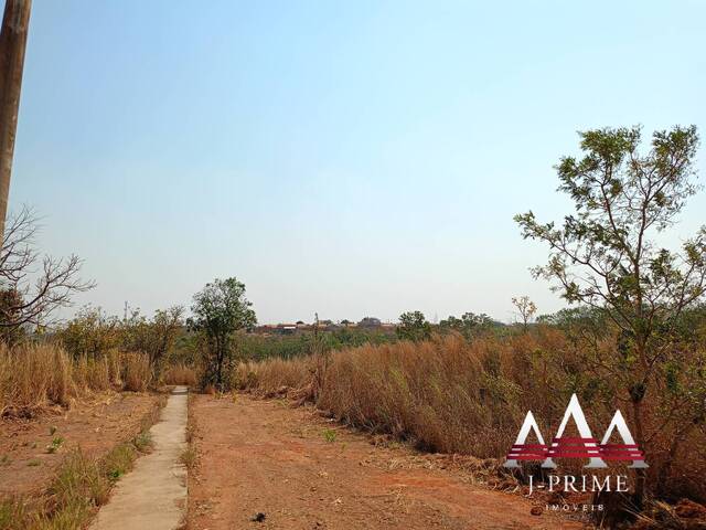 Área para Venda em Várzea Grande - 5