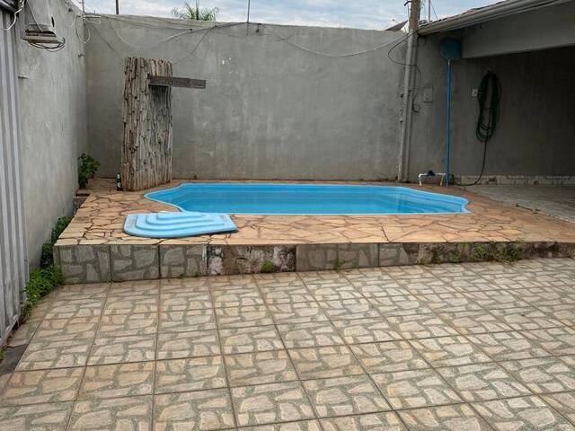 #2449 - Casa para Venda em Cuiabá - MT - 2