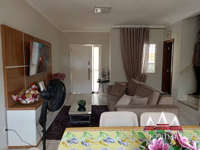 #2484 - Casa para Venda em Cuiabá - MT - 2