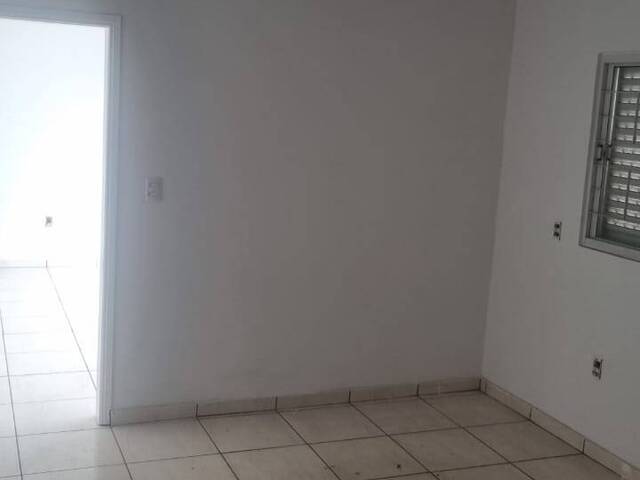 Sala para Locação em Cuiabá - 5