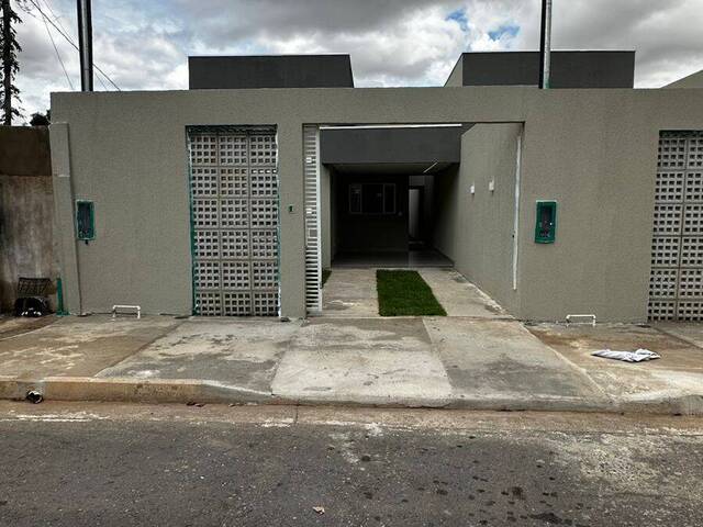 #2420 - Casa para Venda em Cuiabá - MT - 1
