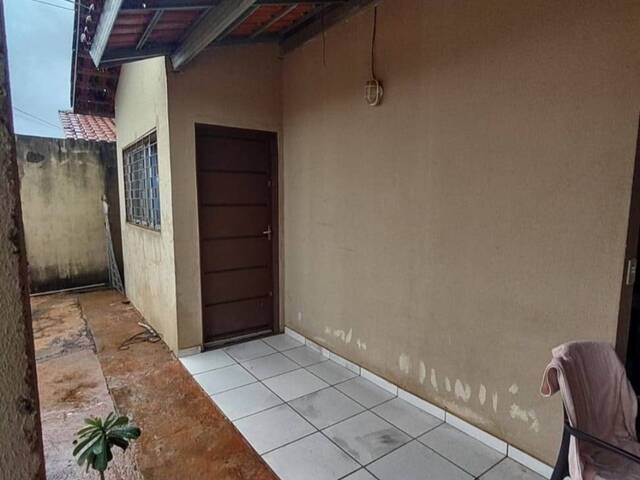 #2530 - Casa para Venda em Várzea Grande - MT - 2