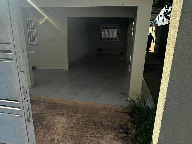 #2541 - Casa para Locação em Cuiabá - MT - 2