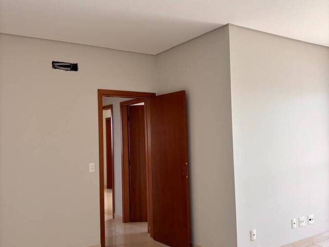 #2566 - Apartamento para Venda em Cuiabá - MT - 2