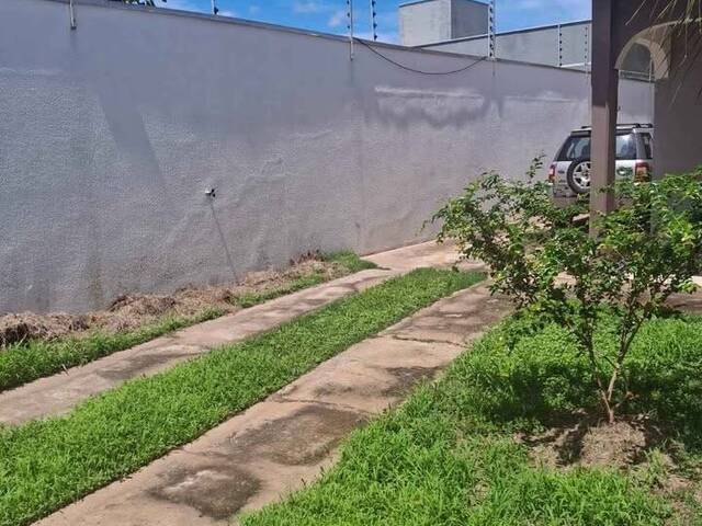 #2572 - Casa para Venda em Cuiabá - MT - 3