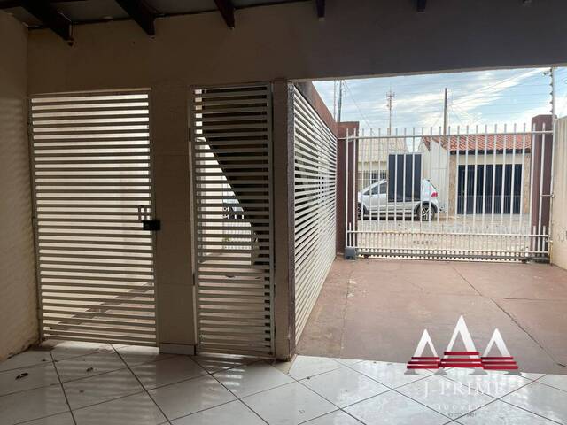#2598 - Casa para Venda em Cuiabá - MT - 2