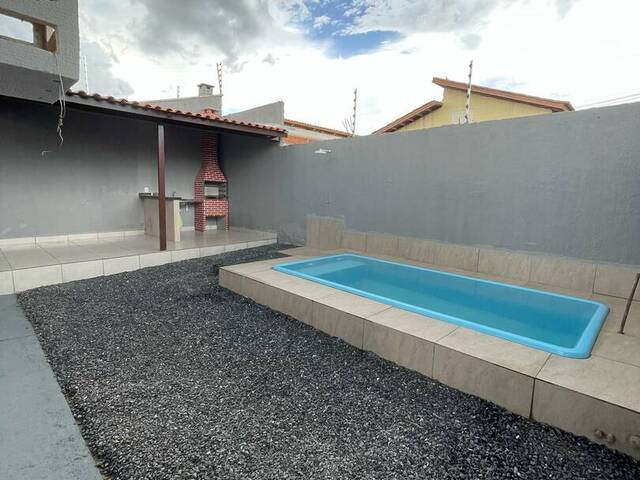 Casa para Venda em Cuiabá - 5