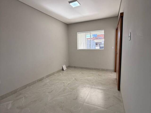 Casa para Venda em Cuiabá - 5