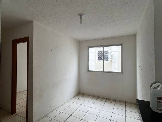 Apartamento para Venda em Várzea Grande - 4