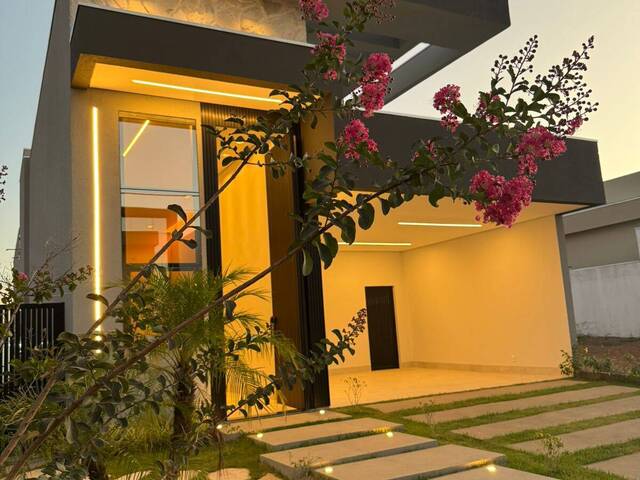 #2696 - Casa para Venda em Cuiabá - MT - 1