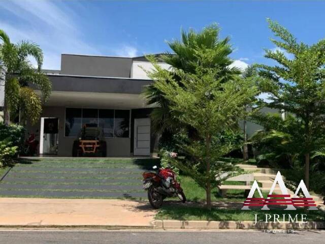 #2703 - Casa para Venda em Várzea Grande - MT - 1
